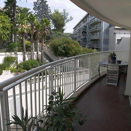 Riviera Vip Forville-Stanislas Cannes Exterior photo