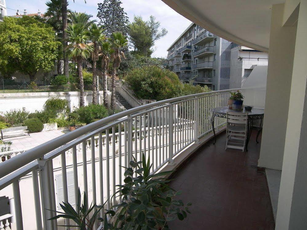 Riviera Vip Forville-Stanislas Cannes Exterior photo